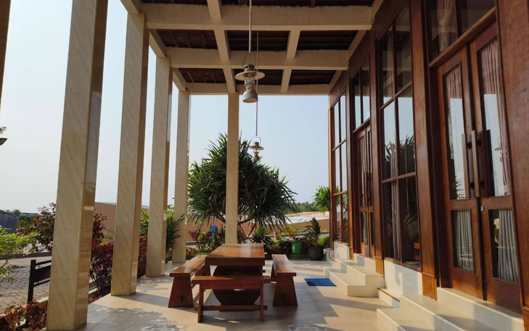 Exclusive Wooden Villa